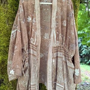 Kantha Bae Silk Shortie Kimono